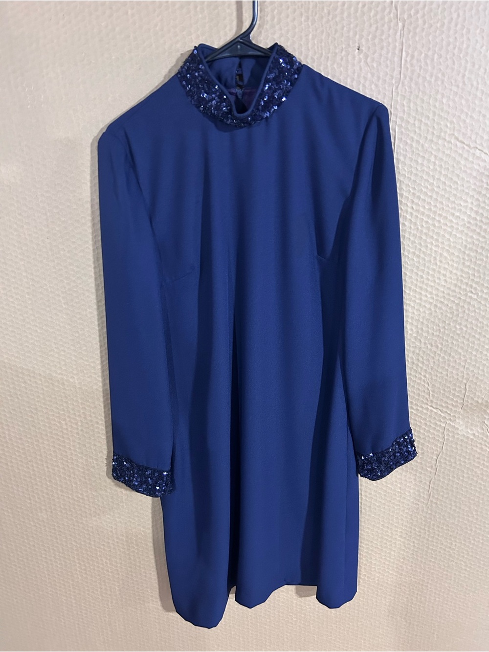Donna Ricco Royal Blue Long Sleeve Sequin Collar Dress